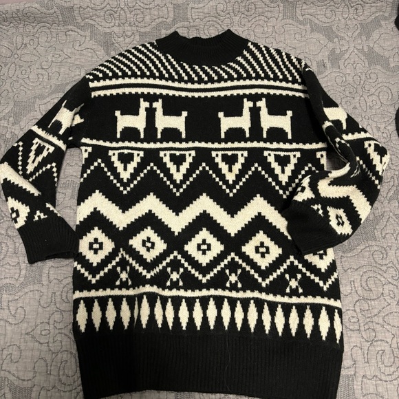 H&M Holiday Sweater Nordic Fair Isle Black and White Contrast Oversized - Picture 6 of 10